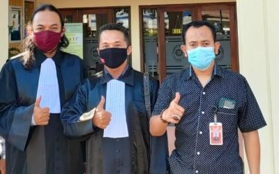 Fungsi dan Peran Advokat